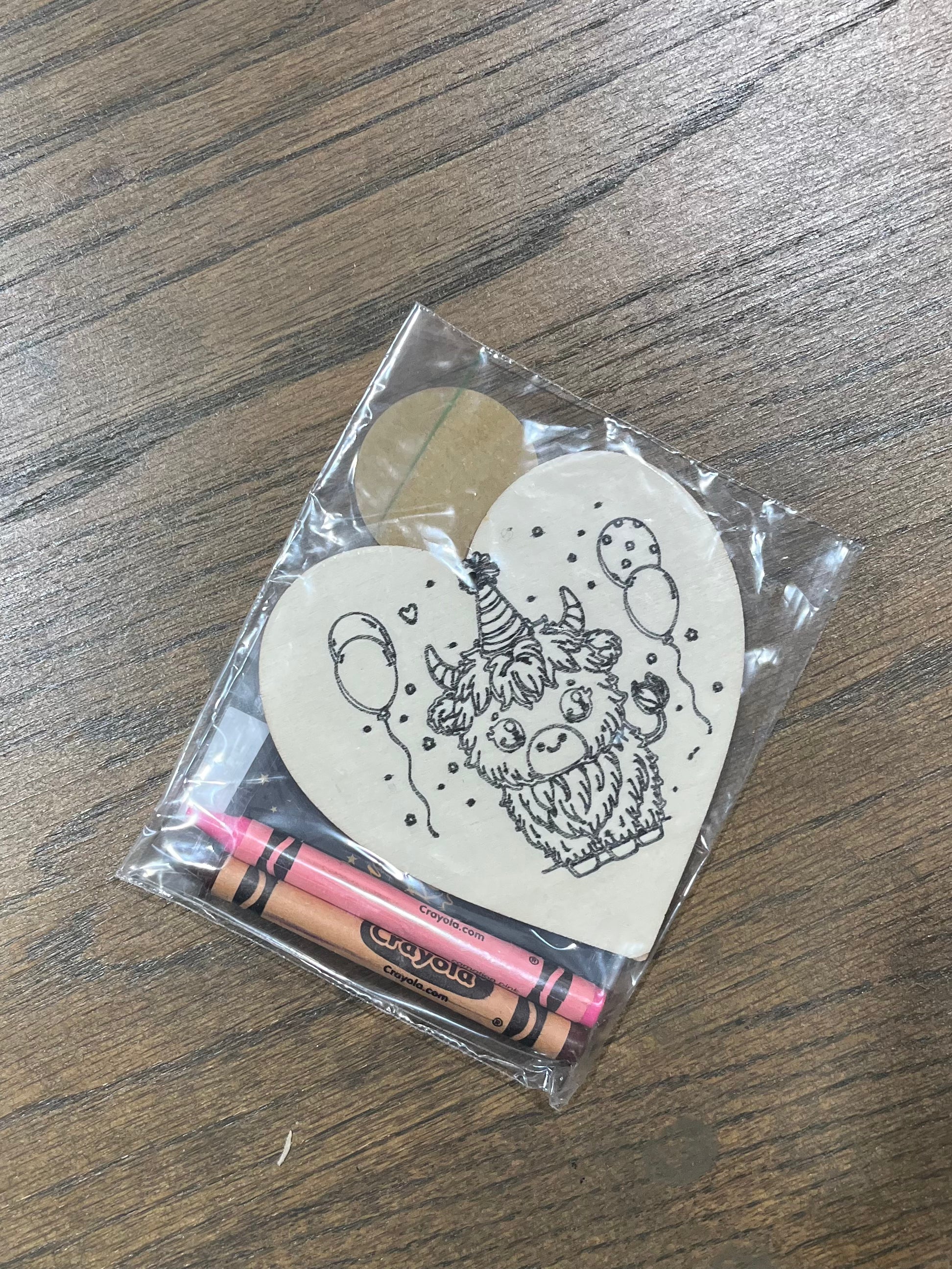 DIY Wooden Ornament Coloring Kit, Unpainted