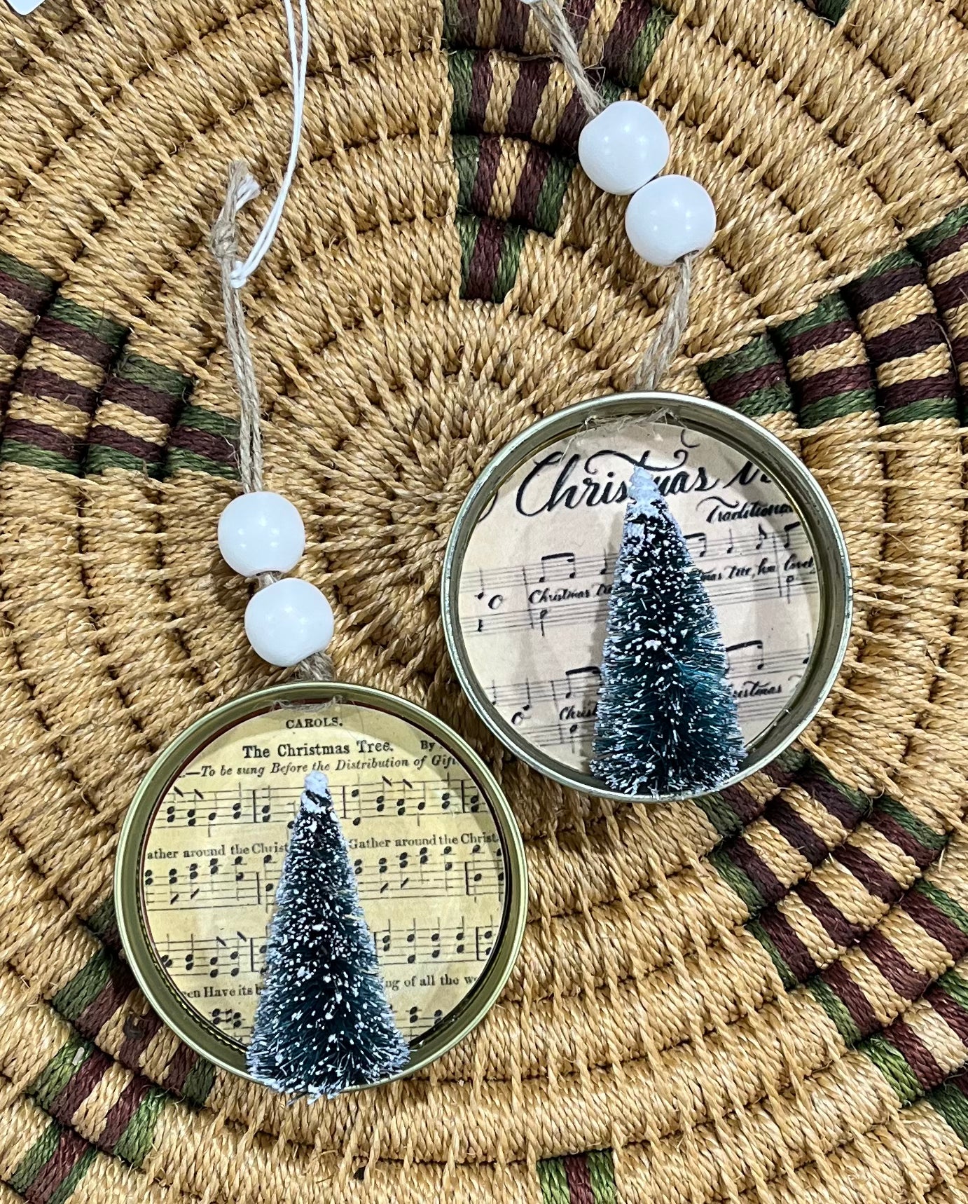 Tree Jar Ring Ornament