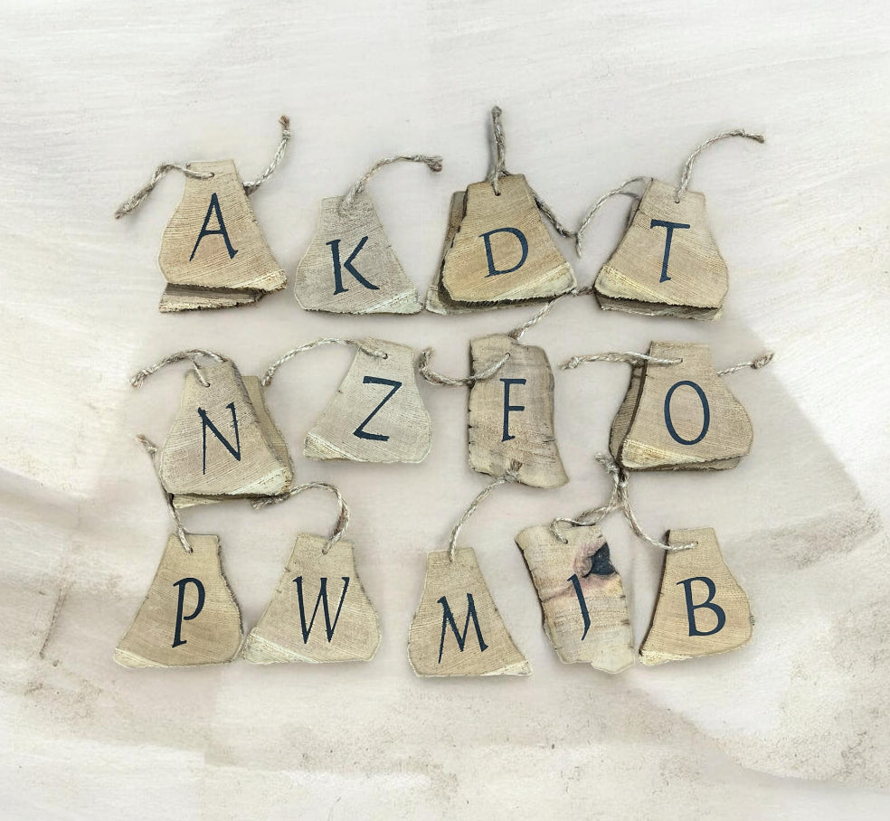 Monogram Tag